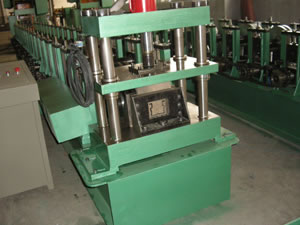 Storage Uprights Forming Machine
